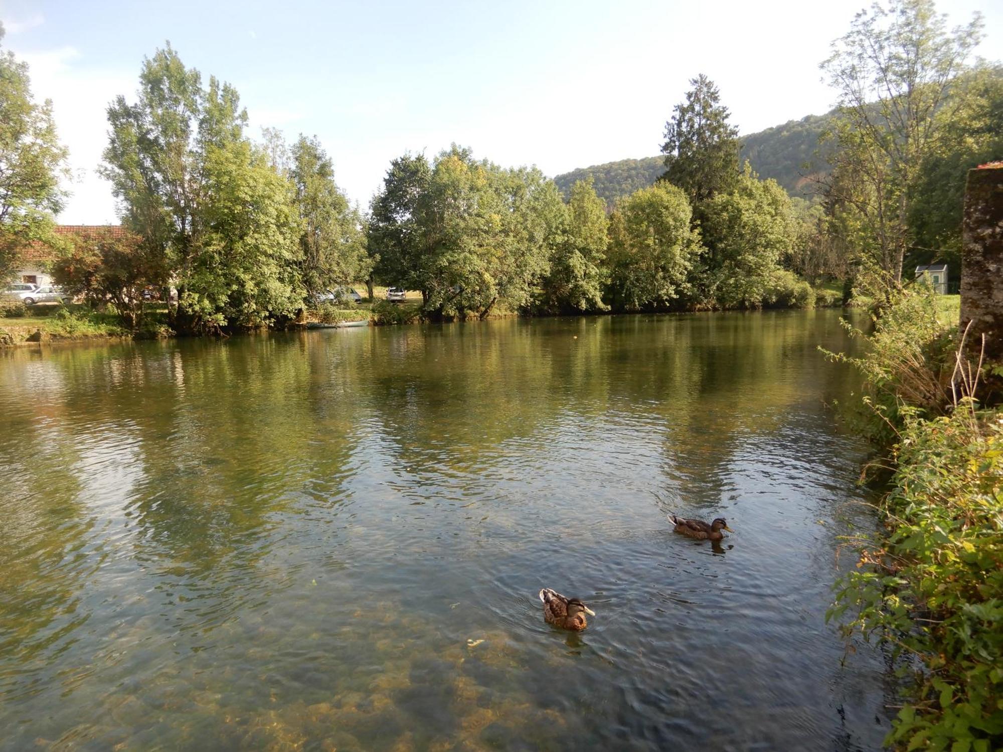 Maison De Vacances - Vue Panoramique Riviere אורנה מראה חיצוני תמונה