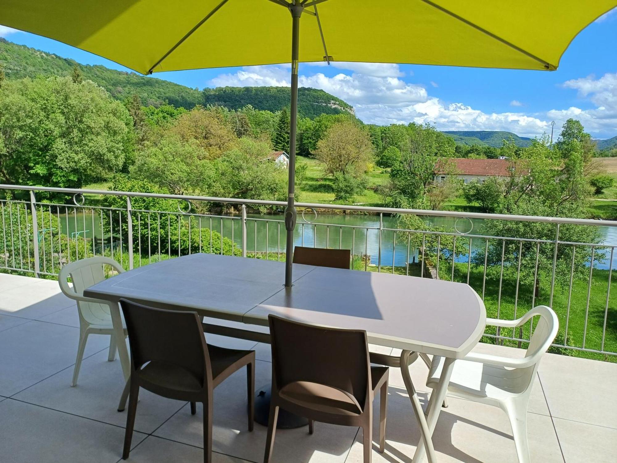 Maison De Vacances - Vue Panoramique Riviere אורנה מראה חיצוני תמונה